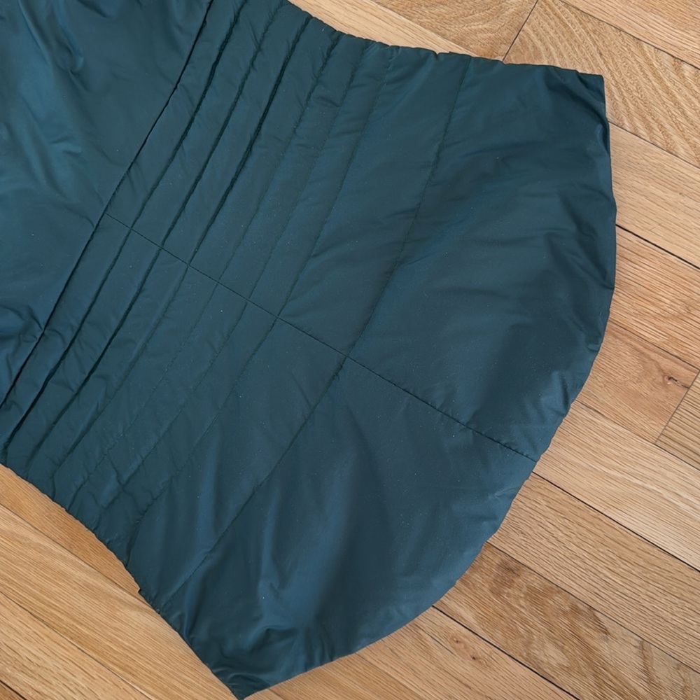 Lululemon forest green light weight polyester filled vest size 6 - Picture 8 of 12